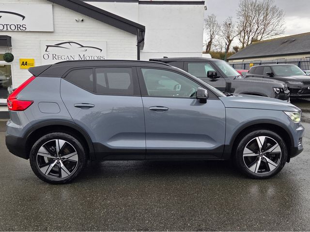 Image for 2021 Volvo XC40 (212) R-DESIGN T4 RECHARGE