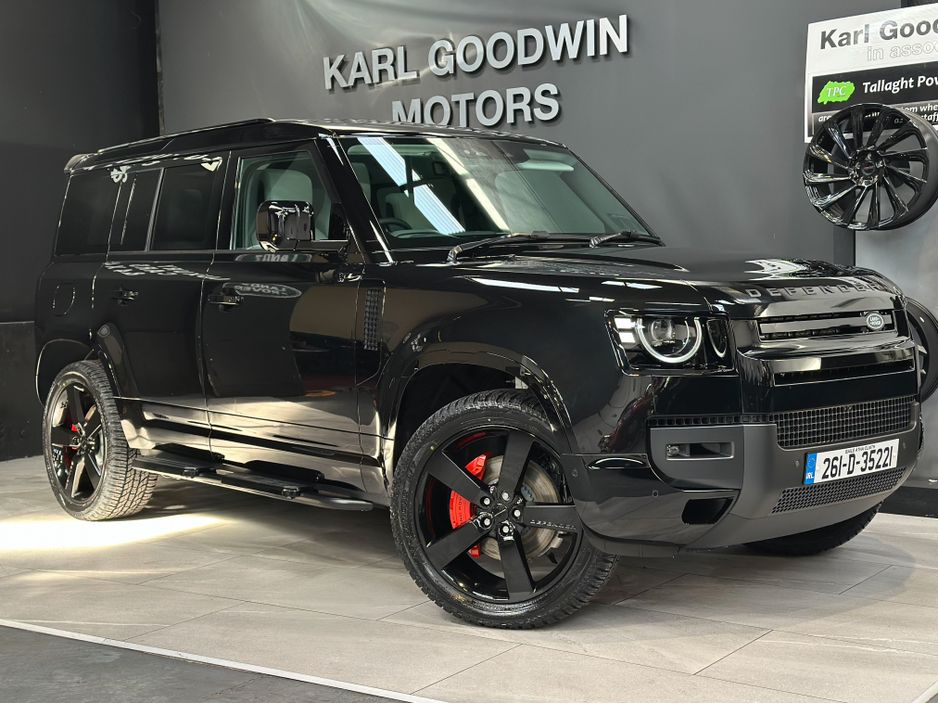 Image for 2026 Land Rover Defender D110 E-HYBRID 6 SEATER