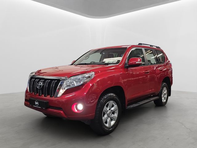 Image for 2017 Toyota Landcruiser LANDCRUISER 2.8 BUSINESS 5 SEATER AUTO. HUGE SPEC. FINANCE ARRANGED. SIMI. AA APPROVED