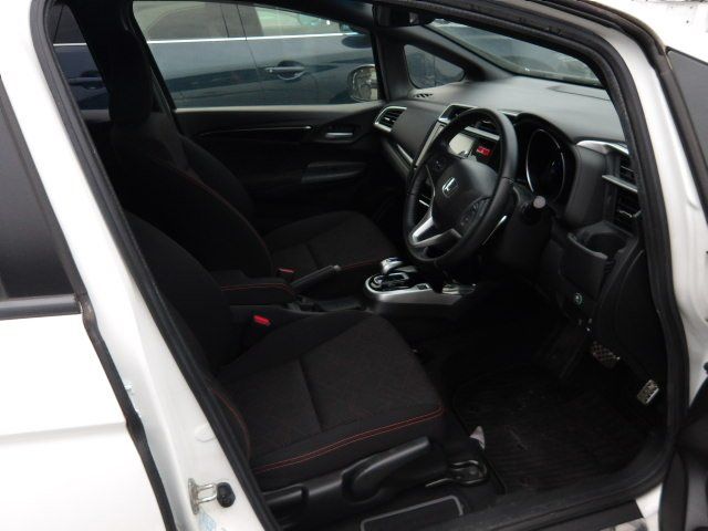 Image for 2015 Honda Fit 1.5 Petrol Hybrid Auto