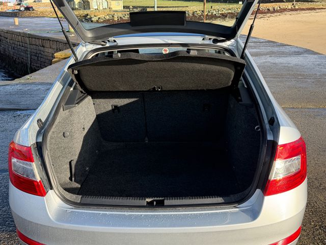 Image for 2016 Skoda Octavia Ambition 1.6tdi 110HP 4DR