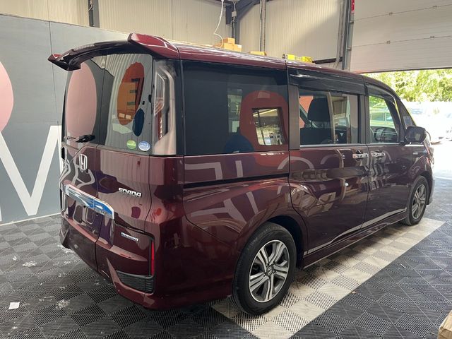 Image for 2019 Honda Stepwagon 2019 HONDA STEPWAGONN SPADA HYBRID G 2.0 AUTOMATIC / CRUISE CONTROL / PARKING CAMERA / ELECTRIC & AUTOMATIC DOORS / 7 SETS OPTION AND MORE