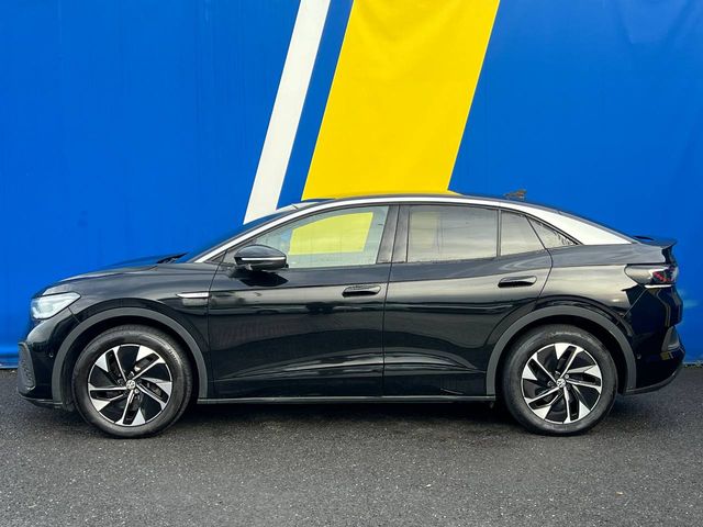 Image for 2022 Volkswagen ID.5 PRO FAMILY 77KWH // VERY LOW MILEAGE // PANORAMIC SUNROOF // 360 PARKING SENSORS