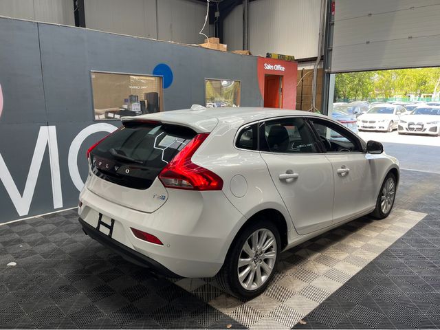 Image for 2015 Volvo V40 €11950 2015 VOLVO V40 T3 SE 1.5 AUTOMATIC / CRUISE CONTROL / REVERSE CAMERA / ELECTRIC MEMORY SEATS AND MORE