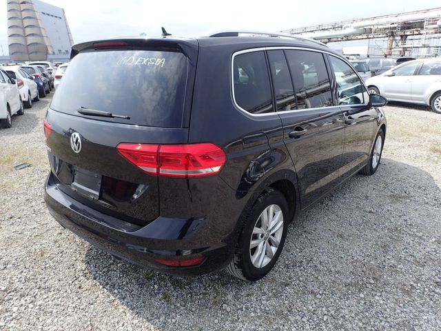 Image for 2018 Volkswagen Touran 7 SEATER=1.4 TSI COMFORTLINE PRO PLUS PETROL AUTOMATIC // REVERSING CAMERA // CRUISE CONTROL // LANE ASSIST // TOP SPEC // UPGRADED ALLOYS // FOGS // VW MATRIX LIGHTING // FULL PRIVACY PACK