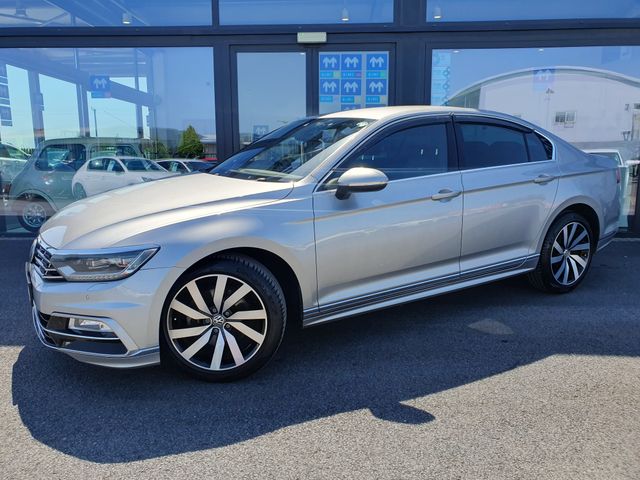 Image for 2015 Volkswagen Passat R-LINE * LEATHER * 1.4 TSI AUTOMATIC