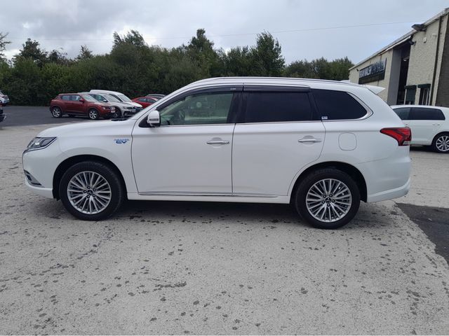 Image for 2019 Mitsubishi Outlander Plug In Hybird 5 Seater 5 Door