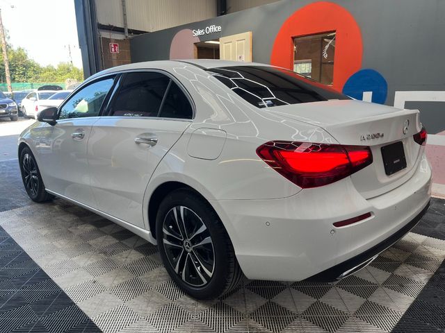 Image for 2025 Mercedes-Benz A Class 2025 MERCEDES-BENZ A-CLASS A200D SEDAN 2.0 AUTOMATIC / CRUISE CONTROL / REVERSE CAMERA / ELECTRIC MEMORY & HEATED SEATS / PADDLE SHIFTERS / AMBIENT LIGHTS / APPLE CARPLAY AND MORE