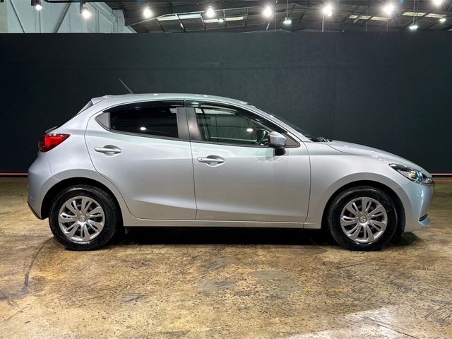 Image for 2020 Mazda Mazda2 1.5 AUTOMATIC - REAR CAMERA - A/C HEATED CONTROLS - LANE ASSIST - PARK ASSIST