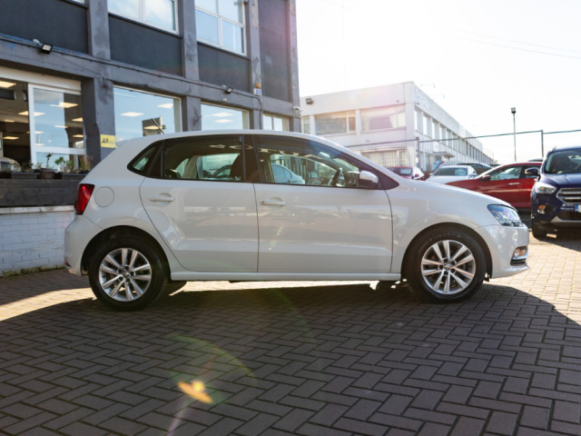 Image for 2017 Volkswagen Polo 1.2TSI COMFORTLINE 5DR HATCHBACK AUTO // BUY WITH CONFIDENCE AA AND SIMI APPROVED DEALER 2025 // FINANCE ARRANGED // ALL TRADE INS WELCOME // 