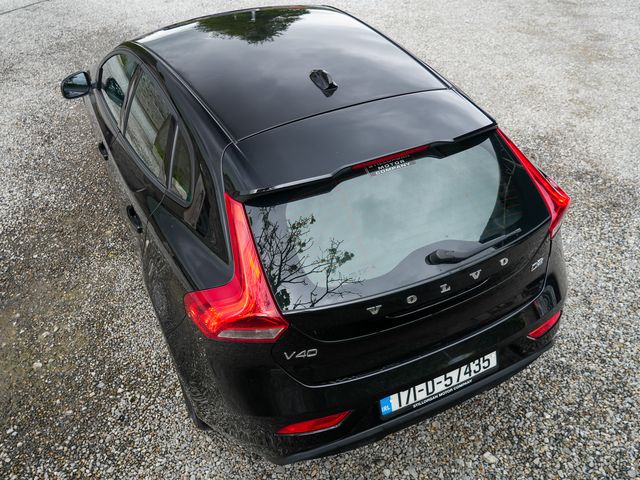 Image for 2017 Volvo V40 2.0 Diesel Manual V40 Momentum