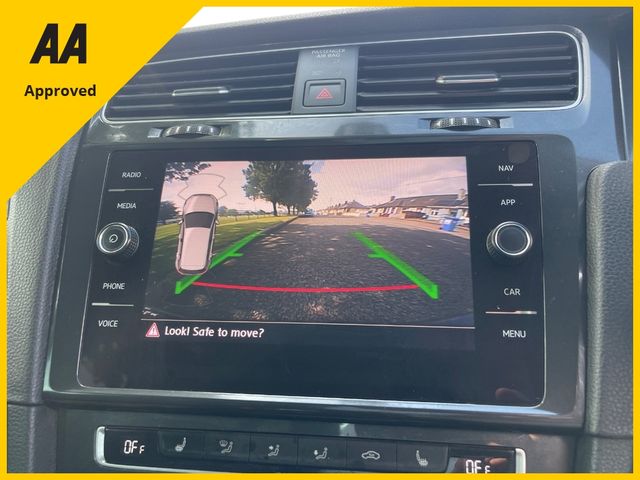 Image for 2020 Volkswagen Golf EE E1F 136BHP 5DR AUTO E-GOLF FREE DELIVERY