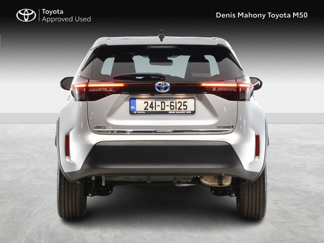 Image for 2024 Toyota Yaris Cross Hybrid Luna Sport