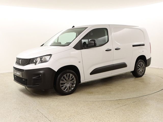 Image for 2022 Peugeot Partner 