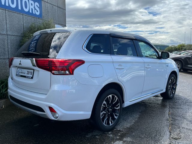Image for 2018 Mitsubishi Outlander G AUTOMATIC PETROL PLUG IN HYBRID 2.0 //VERY LOW MILES//ADAPTIVE CRUISE CONTROL//KEYLESS ENTRY//HALF LEATHER HEATED SEATS//