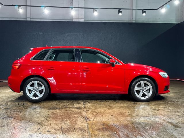 Image for 2018 Audi A3 AUTOMATIC 1.4L TFSI - REVERSE CAMERA - CRUISE CONTROL - HEATING A/C CONTROLS - FACTORY ALLOY WHEELS