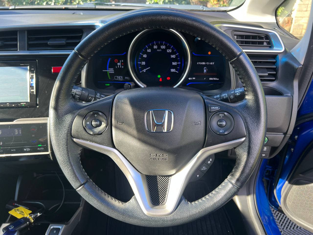 Image for 2017 Honda Fit L-PACKAGE 1.5 HYBRID AUTO // CRUISE CONTROL // HALF LEATHER SEATS // 15" ALLOYS
