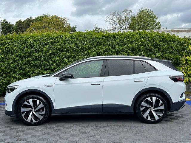 Image for 2021 Volkswagen ID.4 PRO 1ST EDITION 77KWH // 20" DIAMOND CUT ALLOYS // APPLE CARPLAY/ANDROID AUTO // DIGITAL CLUSTER