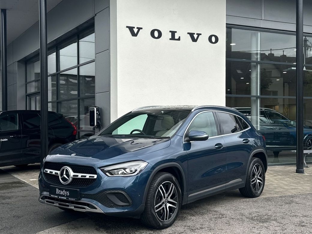 Image for 2022 Mercedes-Benz GLA Class GLA PHEV 250e Progressive--Panoramic Sun Roof
