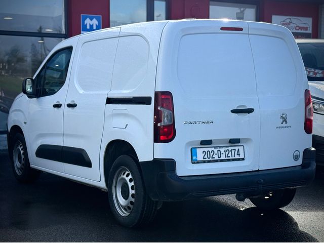 Image for 2020 Peugeot Partner Active Plus 1.6 HDI 100 1000KG // NO VAT // SAME DAY FINANCE
