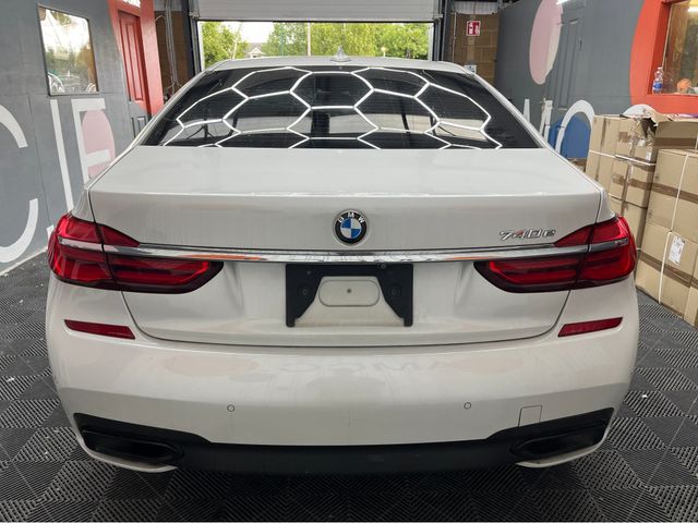 Image for 2016 BMW 7 Series 2016 BMW 740E M-SPORT iPERFORMANCE 2.0 AUTOMATIC / CRUISE CONTROL / 360° CAMERA / ELECTRIC MEMORY MASSAGING & HEATED SEATS / PADDLE SHIFTERS / PANORAMIC SUNROOF / AMBIENT LIGHTS AND MORE