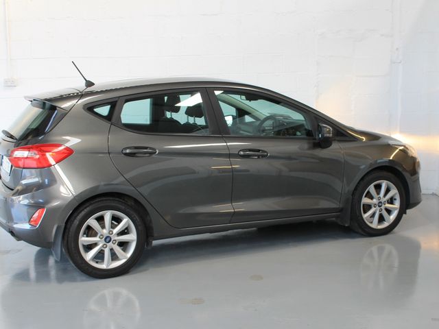 Image for 2019 Ford Fiesta 1.10 70PS 5SPD 5DR 4DR