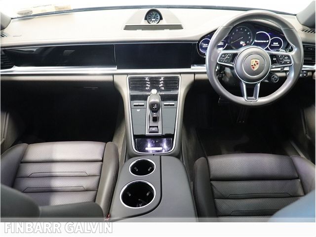 Image for 2019 Porsche Panamera 4 E-Hybrid Executive