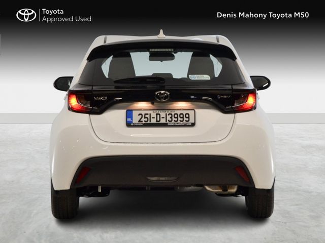 Image for 2025 Toyota Yaris Hybrid Luna Auto