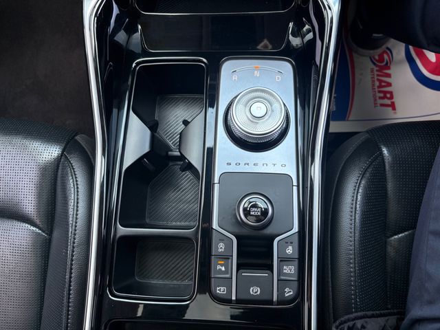 Image for 2025 Kia Sorento DSL PE 7S, 2.2 diesel auto, **6 year warranty** **2 year AA** Apple CarPlay, Sat Nav, Heated Steering Wheel, Touch Screen Infotainment System