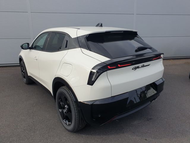 Image for 2025 Alfa Romeo Junior "Ibrida" Hybrid Model with Tech Pack and Premium Pack