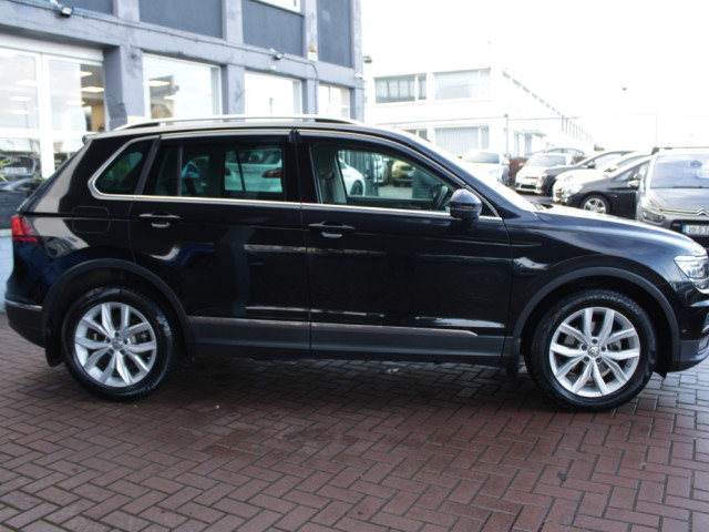 Image for 2019 Volkswagen Tiguan 2.0TDI 150BHP HIGHLINE EDITION 4 MOTION AUTOMATIC // 1 OWNER CAR WITH ONLY 124, 000KMS // BUY WITH CONFODENCE AA AND SIMI APPROVED DEALER 2026 // FINANCE ARRANGED // ALL TRADE INS WELCOME //