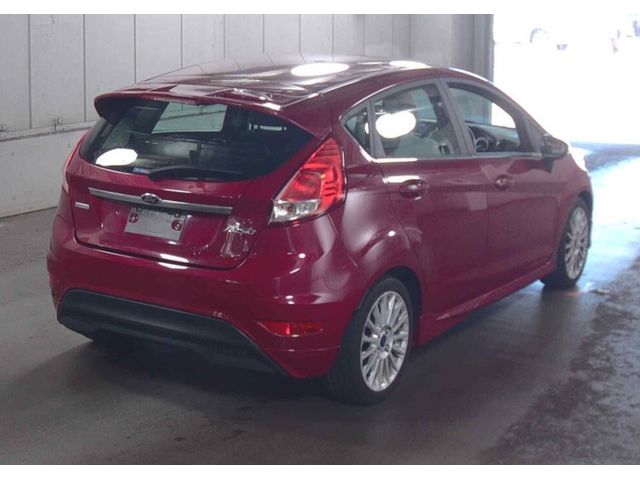 Image for 2015 Ford Fiesta 