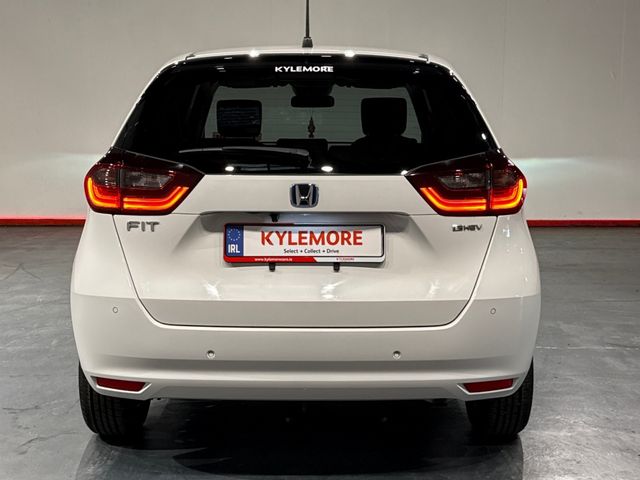 Image for 2021 Honda Fit 1.5 HYBRID - AUTOMATIC - REVERSE CAMERA - STEERING WHEEL CONTROLS - CRUISE CONTROL - LANE KEEP ASSIST