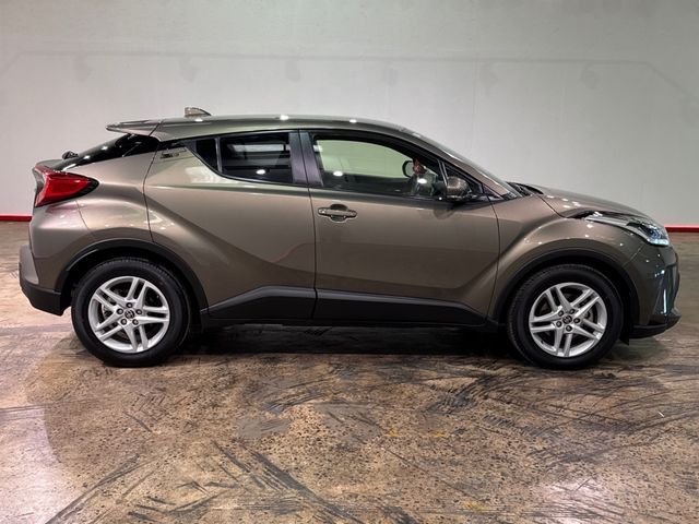 Image for 2022 Toyota C-HR 1.8 HYBRID AUTOMATIC - FACELIFT - FACTORY ALLOYS - CRUISE CONTROL - TOYOTA SAFETY SENSE - 360 CAMERA/PARKING RADAR