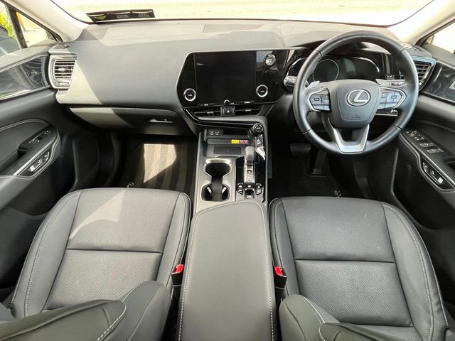 Image for 2022 Lexus NX 450h+ PREMIUM 4WD PHEV