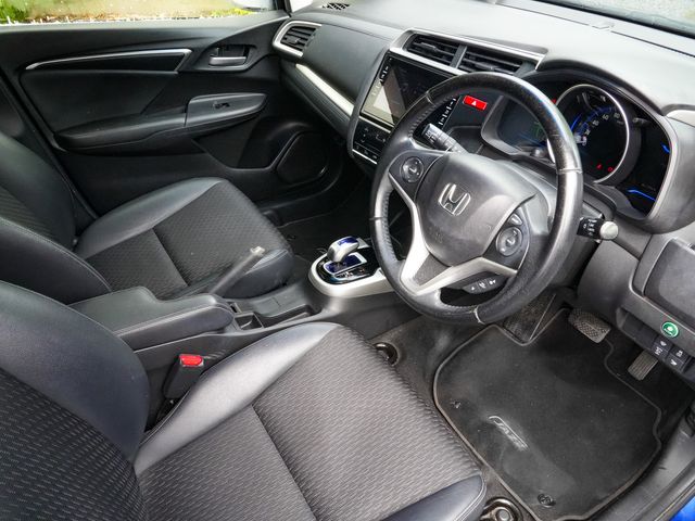 Image for 2015 Honda Fit Petrol HYBRID 5DR AUTO