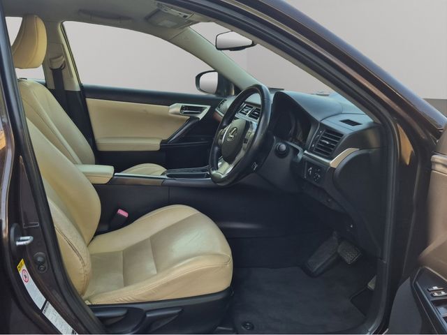Image for 2012 Lexus CT 200h SELF CHARGING HYBRISD * EXECUTIVE SPEC * LEATHER * REVERSE CAMERA * HEATED SEATS * VERY LOW KMS * BEST AVAILABLE * 