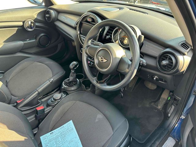 Image for 2017 Mini Cooper D MINI COOPER D AUTOMATIC