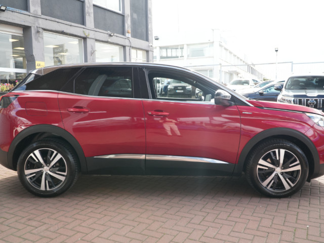 Image for 2017 Peugeot 3008 1.6HDI GT-LINE 5DR ESTATE AUTO // 1 OWNER WITH ONLY 118, 000 KM'S // BUY WITH CONFIDENCE AA AND SIMI APPROVED DEALER 2026 // FINANCE ARRANGED // ALL TRADE INS WELCOME // 