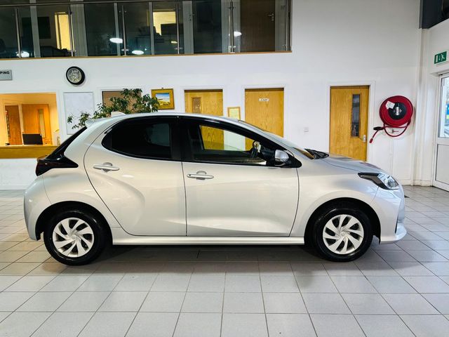 Image for 2022 Toyota Yaris 1.0L Auto