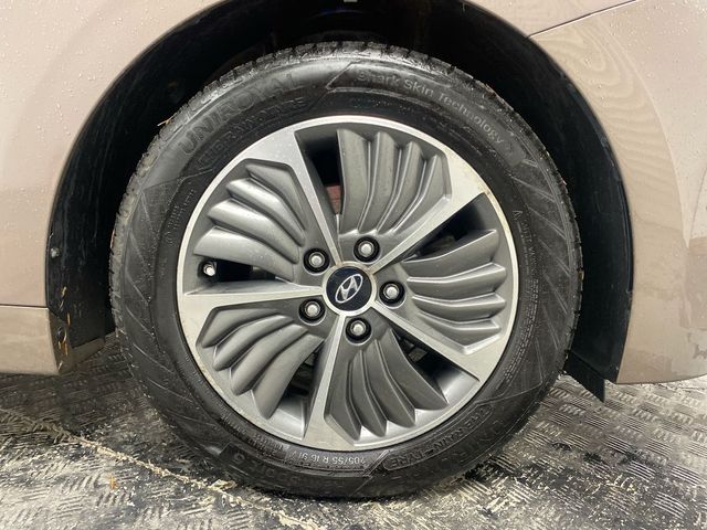 Image for 2021 Hyundai Ioniq 1.6 Plug-in