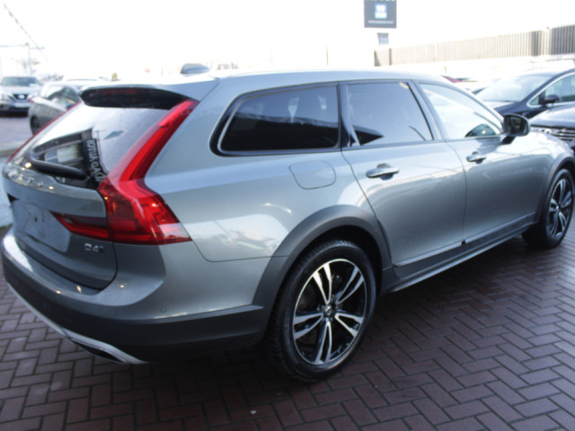 Image for 2019 Volvo V90 Cross Country 2.0D4 AWD CROSS COUNTRY LUXURY 5DR ESTATE AUTOMATIC // MINT CONDITION // BUY WITH CONFIDENCE AA AND SIMI APPROVED DEALER 2025 // FINANCE ARRANGED // ALL TRADE INS WELCOME // 