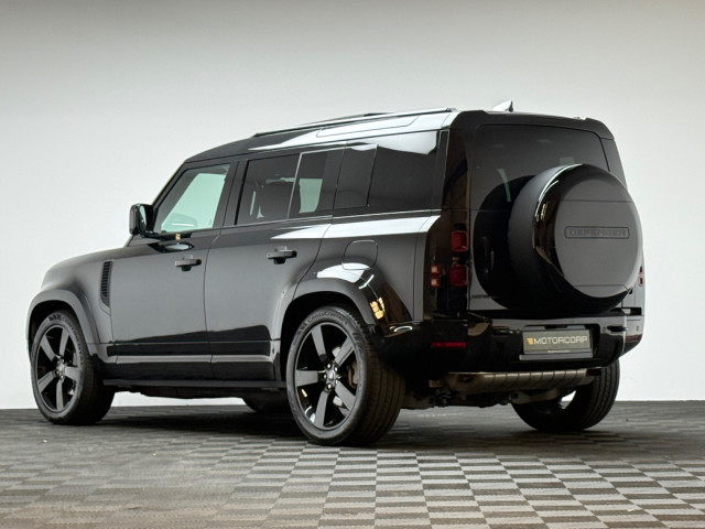 Image for 2025 Land Rover Defender HSE X-DYNAMIC P300E