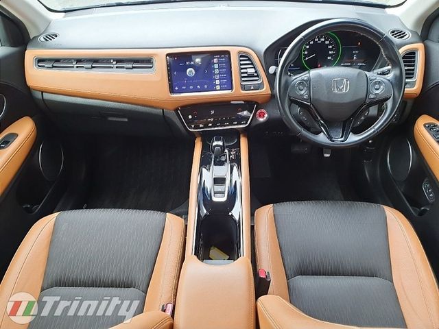 Image for 2019 Honda Vezel ** Z HYBRID ** HUGE SPEC ** TRINITY MOTORS **