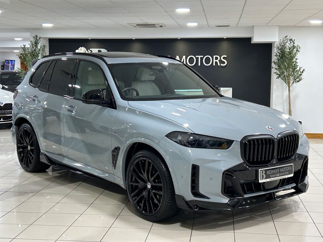 Image for 2024 BMW X5 50e M-SPORT X-DRIVE HYBRID=LOW MILES//HUGE SPEC=MASSAGING SEATS//BALANCE OF BMW WARRANTY=241 D REG=ORIGINAL IRISH SUPPLIED//TAILORED FINANCE PACKAGES AVAILABLE=TRADE INS WELCOME