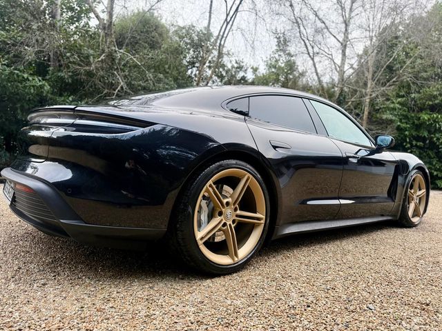 Image for 2020 Porsche Taycan 4S *Performance Battery Plus…Huge Specification* 