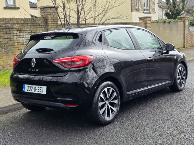 Image for 2023 Renault Clio Equilibre TCE 90 CVT Dfull MY2