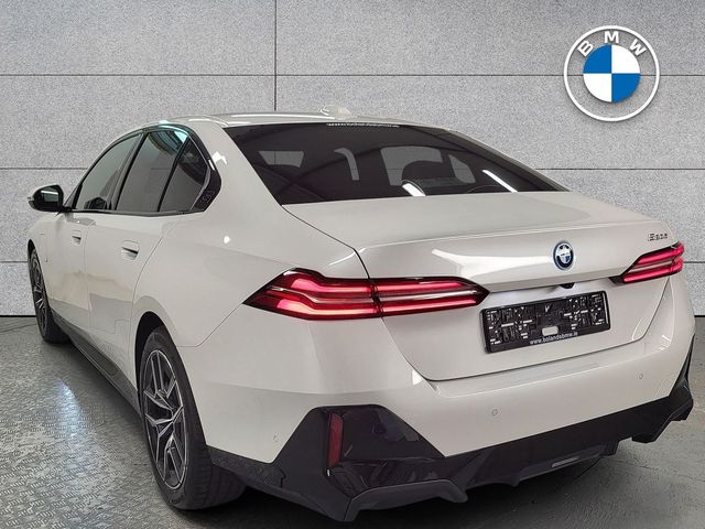 Image for 2026 BMW 5 Series 530e M Sport