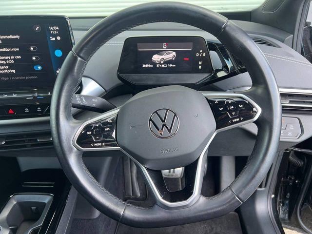 Image for 2023 Volkswagen ID.5 PRO BUSINESS 77KWH // REVERSE CAMERA // DIAMOND CUT ALLOYS // ADAPTIVE CRUISE CONTROL