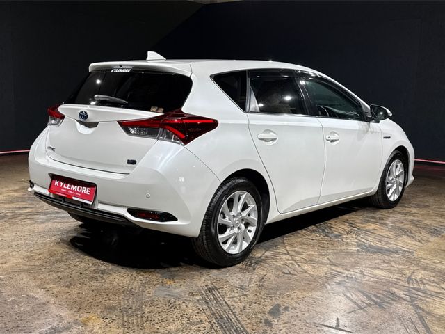 Image for 2018 Toyota Auris 1.8 HYBRID AUTOMATIC - FULL CREAM LEATHER UPHOLSTERY - REVERSE CAMERA